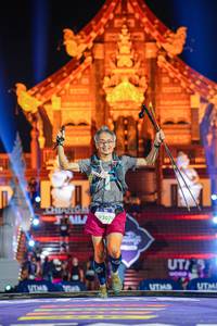 BIB: 9207
                            <button type="button" onclick="openModal(22348584)" class="btn btn-primary btn-sm float-right btn-popup" data-toggle="modal" data-target=".modal-high-quality">
                        <i class="fas fa-shopping-cart"></i> Add to Cart
                    </button>
                                            <button type="button" onclick="isThisMe(22348584, true)" class="btn btn-success btn-sm float-right btn-popup btn-isme hidden" data-toggle="tooltip" data-placement="bottom" title="นี่คือรูปของคุณใช่ไหม คลิกที่นี่เพื่อเอาเข้าอัลบั้ม">
                        <i class="fas fa-plus"></i> Add to album
                    </button>
                    <button type="button" onclick="isThisMe(22348584, false)" class="btn btn-warning btn-sm float-right btn-popup btn-isnotme hidden">
                        <i class="fas fa-ban"></i> Remove from album
                    </button>